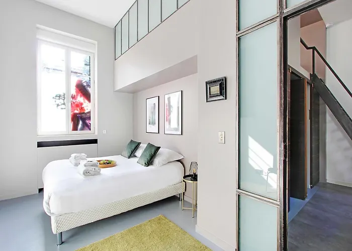 Apartment Magnificent - 2br 7p - Les Buttes Chaumont *