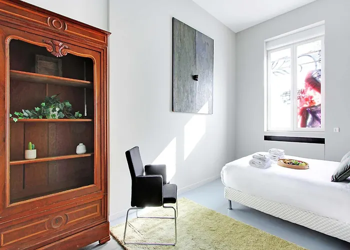 Apartment Magnificent - 2br 7p - Les Buttes Chaumont Paris
