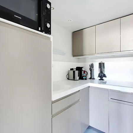 Magnificent - 2br 7p - Les Buttes Chaumont Paris