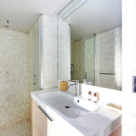 아파트 Magnificent - 2br 7p - Les Buttes Chaumont *